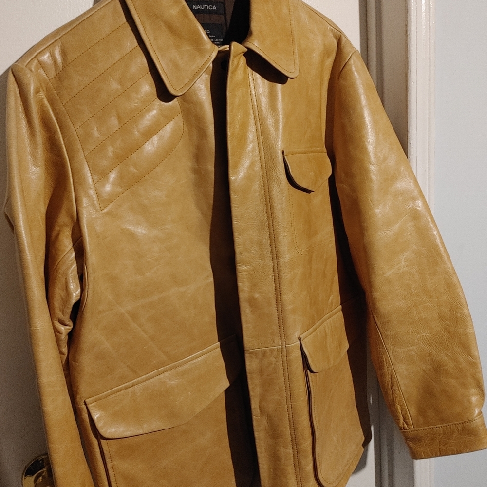 NEW & VINTAGE NAUTICA GENUINE LEATHER JACKET. MENS SIZE 40